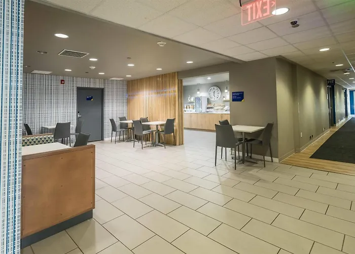 Hotel Microtel & Cheyenne