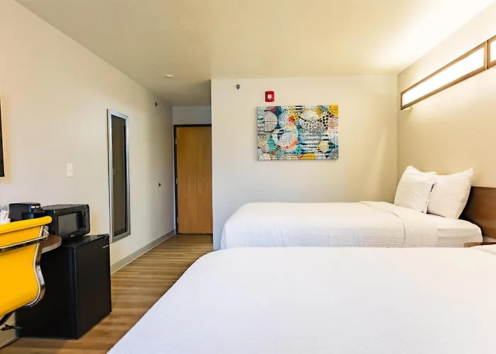 Microtel & 2*